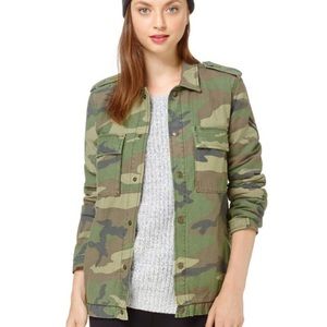 ARITZIA TNA REDMOND CAMO JACKET
